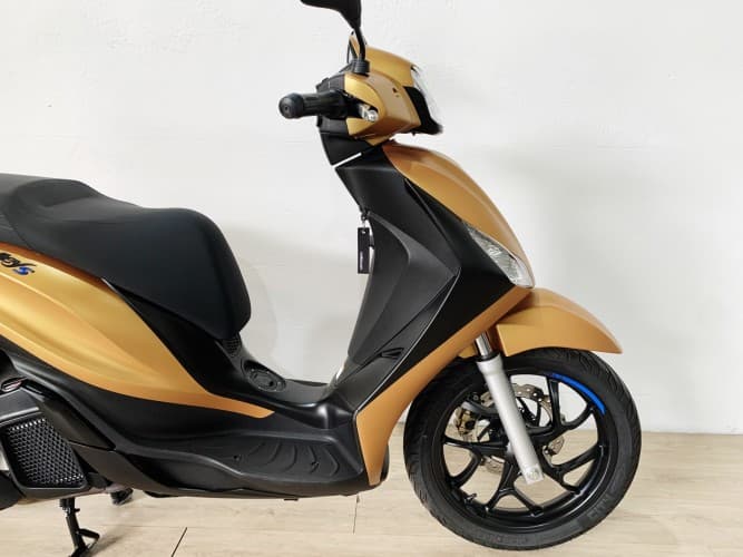 PIAGGIO MEDLEY 125 S 2025 de segunda mano