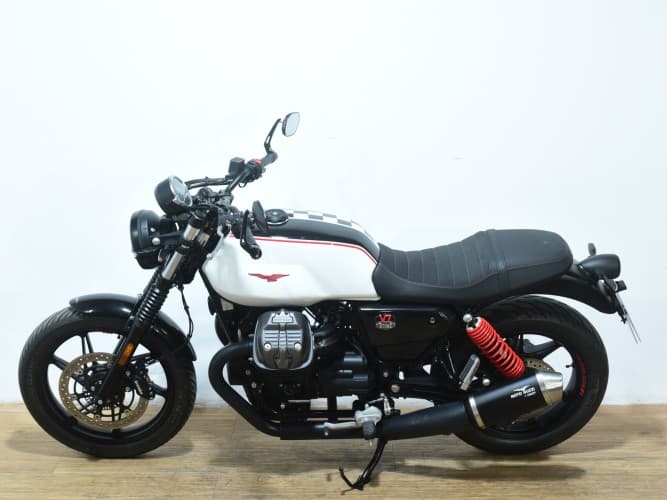 MOTO GUZZI V7 II STONE (A) 2024 de segunda mano