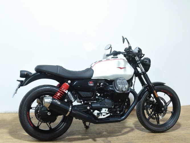 MOTO GUZZI V7 II STONE (A) 2024 de segunda mano