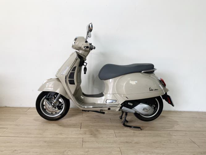 VESPA GTS 125 2025 de segunda mano