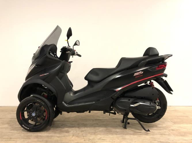PIAGGIO MP3 500 HPE 2022 de segunda mano
