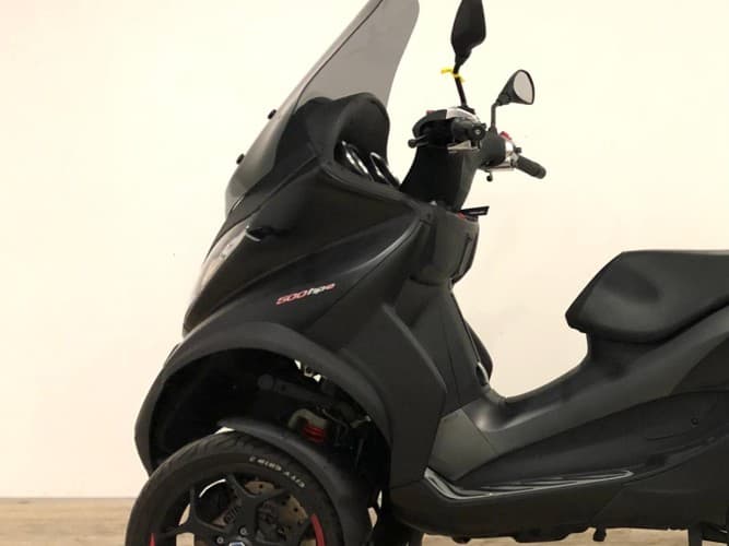 PIAGGIO MP3 500 HPE 2022 de segunda mano
