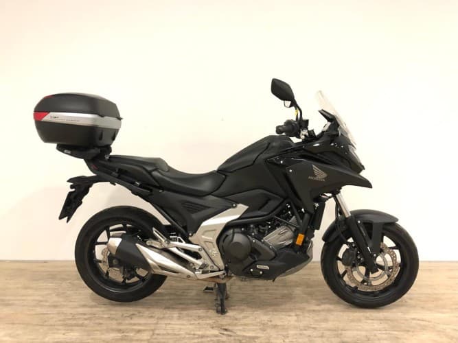 Comprar HONDA NC 750 X (A)(REVI 48 KM PASADA) (REGLAJE HECHO) 2024 de segunda mano HONDA NC 750 X (A)(REVI 48 KM PASADA) (REGLAJE HECHO) 2024 de segunda mano