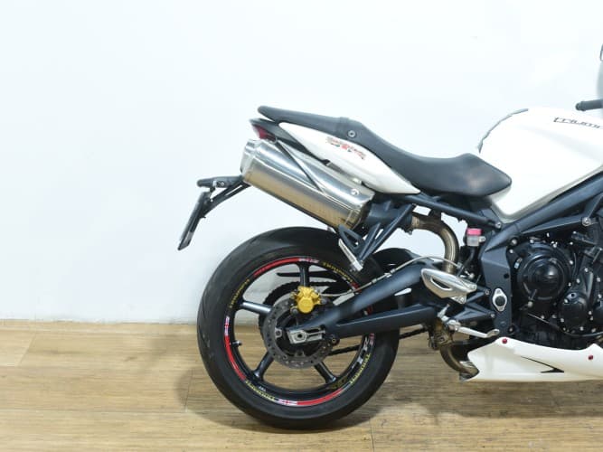 TRIUMPH STREET TRIPLE (A) 2012 de segunda mano
