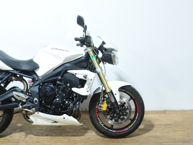 TRIUMPH STREET TRIPLE (A) 2012 de segunda mano