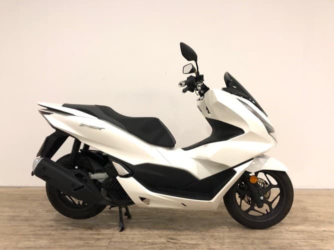 HONDA PCX 125 2022 de segunda mano