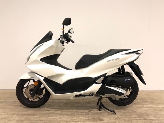 HONDA PCX 125 2022 de segunda mano