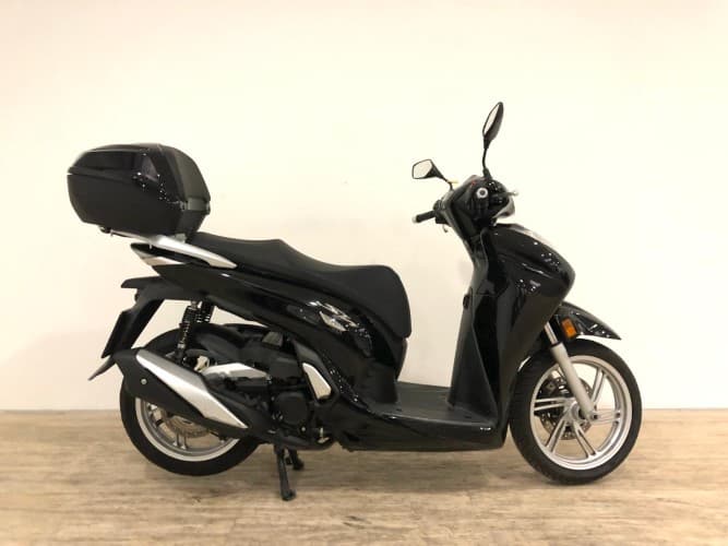 Comprar HONDA SH 350I (TOP CASE) 2021 de segunda mano HONDA SH 350I (TOP CASE) 2021 de segunda mano