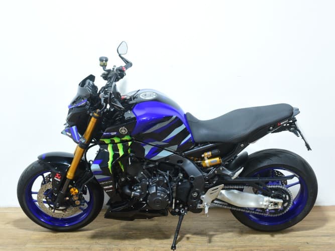 Comprar YAMAHA MT-09 SP (A2)(MIVV HOMOLOGADO + 250€) 2023 de segunda mano YAMAHA MT-09 SP (A2)(MIVV HOMOLOGADO + 250€) 2023 de segunda mano