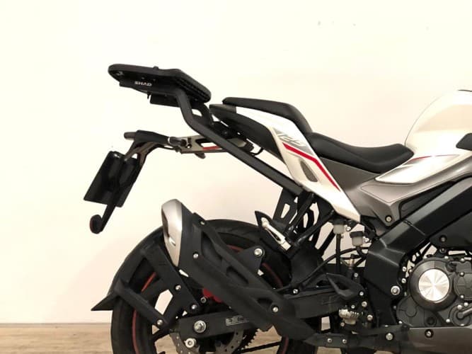 Comprar KEEWAY RKF 125 2018 de segunda mano KEEWAY RKF 125 2018 de segunda mano