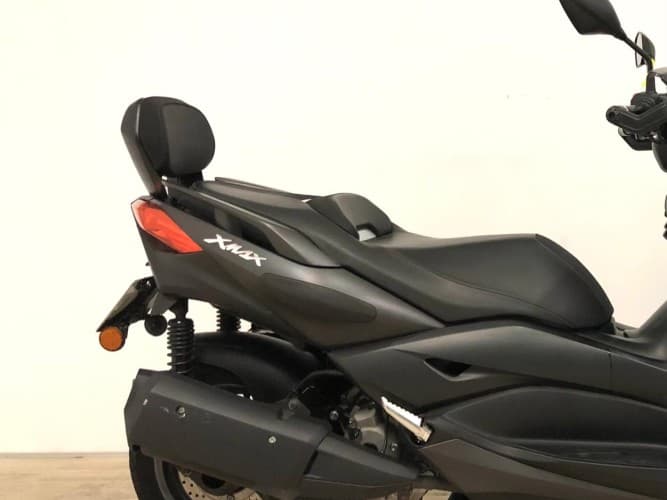 Comprar YAMAHA XMAX 300 2021 de segunda mano YAMAHA XMAX 300 2021 de segunda mano