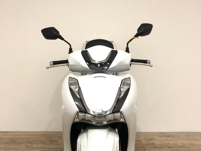 Comprar HONDA SH 350I (TOP CASE) 2022 de segunda mano HONDA SH 350I (TOP CASE) 2022 de segunda mano