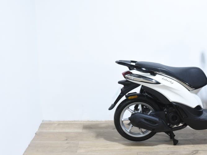 Comprar PIAGGIO LIBERTY 50 2024 de segunda mano PIAGGIO LIBERTY 50 2024 de segunda mano