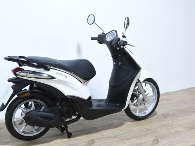 Comprar PIAGGIO LIBERTY 50 2024 de segunda mano PIAGGIO LIBERTY 50 2024 de segunda mano