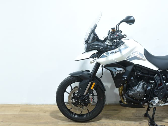 TRIUMPH TIGER 900 GT PRO (A) (TRES MALETAS) 2023 de segunda mano