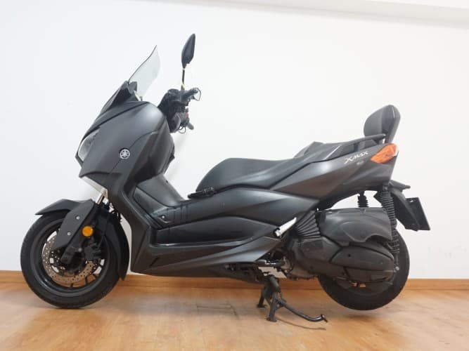 Comprar YAMAHA XMAX 400 2018 de segunda mano YAMAHA XMAX 400 2018 de segunda mano