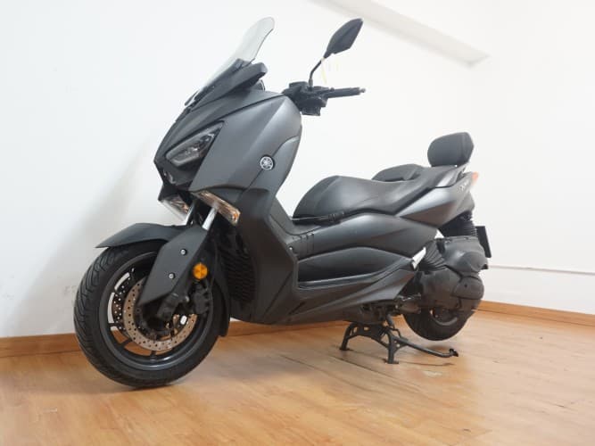 Comprar YAMAHA XMAX 400 2018 de segunda mano YAMAHA XMAX 400 2018 de segunda mano