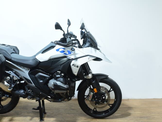 Comprar BMW R 1300 GS (3 MALETAS) (3 PACKS) (REVI 50.0000 OK) 2024 de segunda mano BMW R 1300 GS (3 MALETAS) (3 PACKS) (REVI 50.0000 OK) 2024 de segunda mano