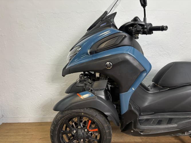 Comprar YAMAHA TRICITY 300 2022 de segunda mano YAMAHA TRICITY 300 2022 de segunda mano