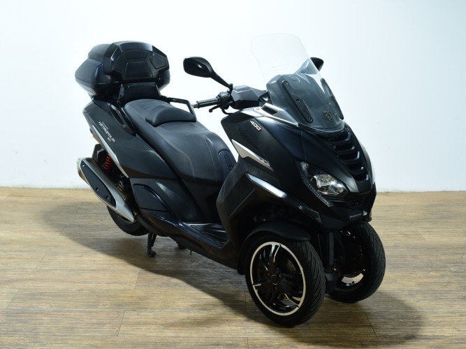 Comprar PEUGEOT METROPOLIS 400 SW (IVA DEDUCIBLE) 2023 de segunda mano PEUGEOT METROPOLIS 400 SW (IVA DEDUCIBLE) 2023 de segunda mano