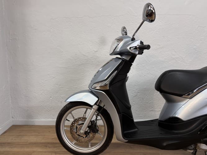 Comprar PIAGGIO LIBERTY 125 (IVA DEDUCIBLE) 2023 de segunda mano PIAGGIO LIBERTY 125 (IVA DEDUCIBLE) 2023 de segunda mano