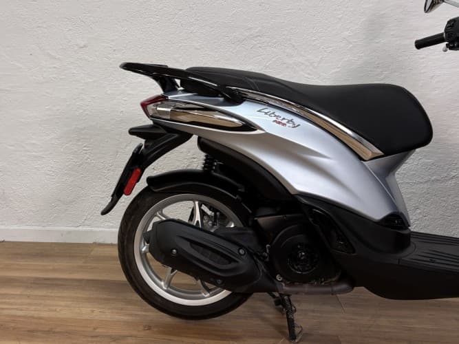 Comprar PIAGGIO LIBERTY 125 (IVA DEDUCIBLE) 2023 de segunda mano PIAGGIO LIBERTY 125 (IVA DEDUCIBLE) 2023 de segunda mano