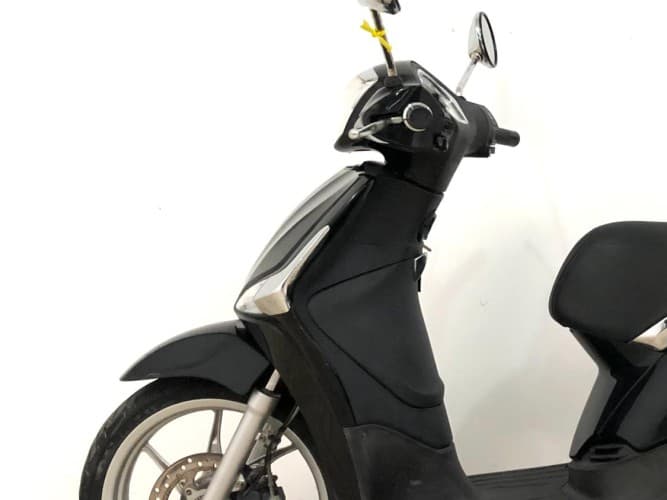 Comprar PIAGGIO LIBERTY 125 (IVA DEDUCIBLE) 2022 de segunda mano PIAGGIO LIBERTY 125 (IVA DEDUCIBLE) 2022 de segunda mano