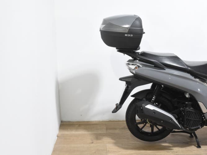 Comprar SYM SYMPHONY 125 ST LC (IVA DEDUCIBLE) 2022 de segunda mano SYM SYMPHONY 125 ST LC (IVA DEDUCIBLE) 2022 de segunda mano
