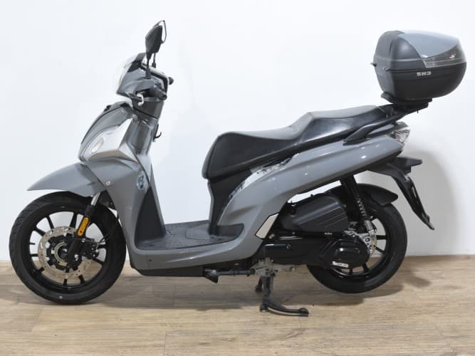 Comprar SYM SYMPHONY 125 ST LC (IVA DEDUCIBLE) 2022 de segunda mano SYM SYMPHONY 125 ST LC (IVA DEDUCIBLE) 2022 de segunda mano