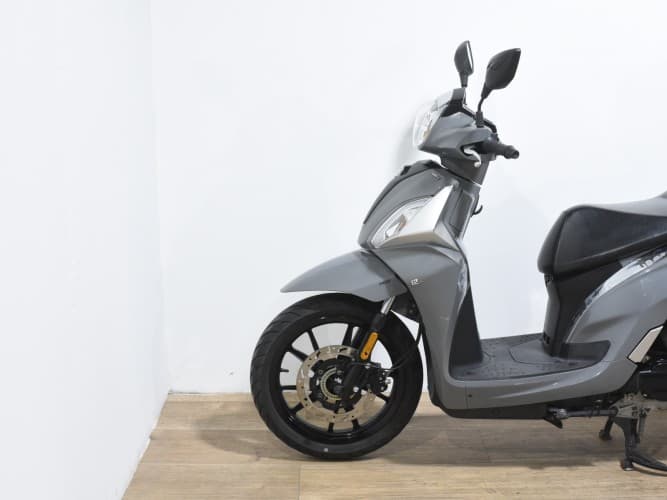 Comprar SYM SYMPHONY 125 ST LC (IVA DEDUCIBLE) 2022 de segunda mano SYM SYMPHONY 125 ST LC (IVA DEDUCIBLE) 2022 de segunda mano