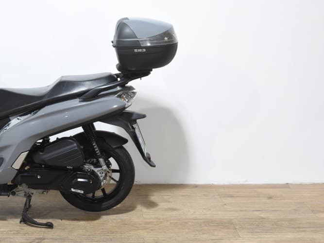 Comprar SYM SYMPHONY 125 ST LC (IVA DEDUCIBLE) 2022 de segunda mano SYM SYMPHONY 125 ST LC (IVA DEDUCIBLE) 2022 de segunda mano