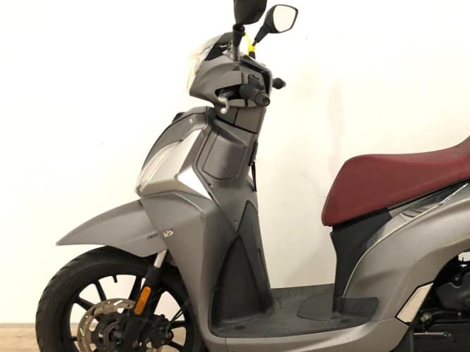 SYM SYMPHONY 125 ST LC (IVA DEDUCIBLE) 2022 de segunda mano