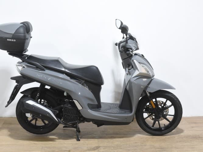 Comprar SYM SYMPHONY 125 ST LC (IVA DEDUCIBLE) 2022 de segunda mano SYM SYMPHONY 125 ST LC (IVA DEDUCIBLE) 2022 de segunda mano