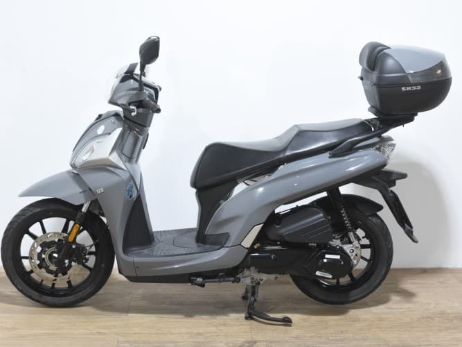 Comprar SYM SYMPHONY 125 ST LC (IVA DEDUCIBLE) 2022 de segunda mano SYM SYMPHONY 125 ST LC (IVA DEDUCIBLE) 2022 de segunda mano
