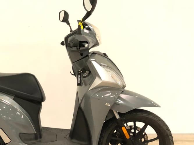 Comprar SYM SYMPHONY 125 ST LC (IVA DEDUCIBLE) 2022 de segunda mano SYM SYMPHONY 125 ST LC (IVA DEDUCIBLE) 2022 de segunda mano