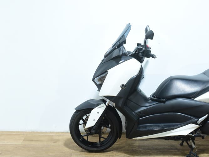 Comprar YAMAHA XMAX 300 2018 de segunda mano YAMAHA XMAX 300 2018 de segunda mano