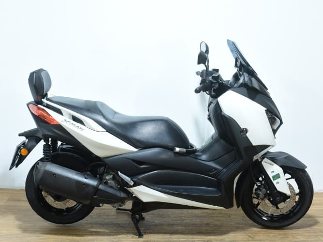 Comprar YAMAHA XMAX 300 2018 de segunda mano YAMAHA XMAX 300 2018 de segunda mano