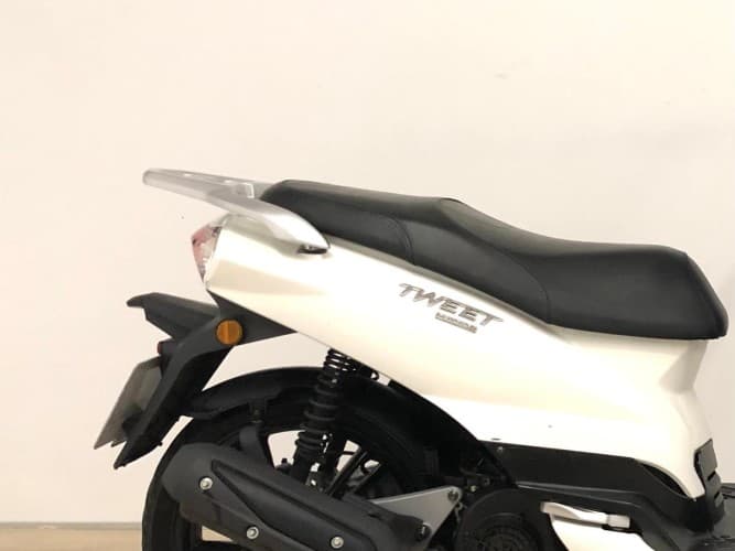 PEUGEOT TWEET 125 (IVA DEDUCIBLE) 2022 de segunda mano