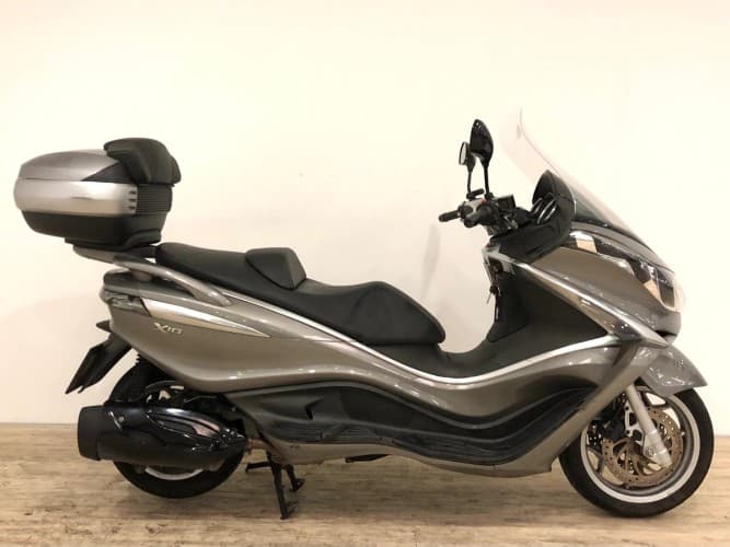 PIAGGIO X 10 350 EXECUTIVE (TOP CASE) 2014 de segunda mano