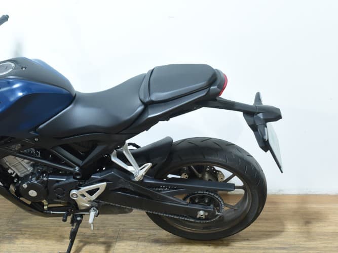 HONDA CB 125 R 2023 de segunda mano