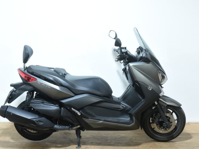 YAMAHA XMAX 400 2014 de segunda mano