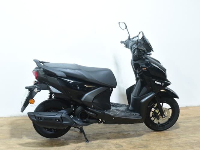 YAMAHA RAYZR 2024 de segunda mano