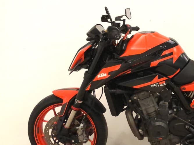 Comprar KTM DUKE 890 GP 2023 de segunda mano KTM DUKE 890 GP 2023 de segunda mano