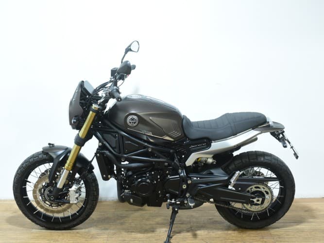 BENELLI LEONCINO 800 TRAIL (A) 2022 de segunda mano