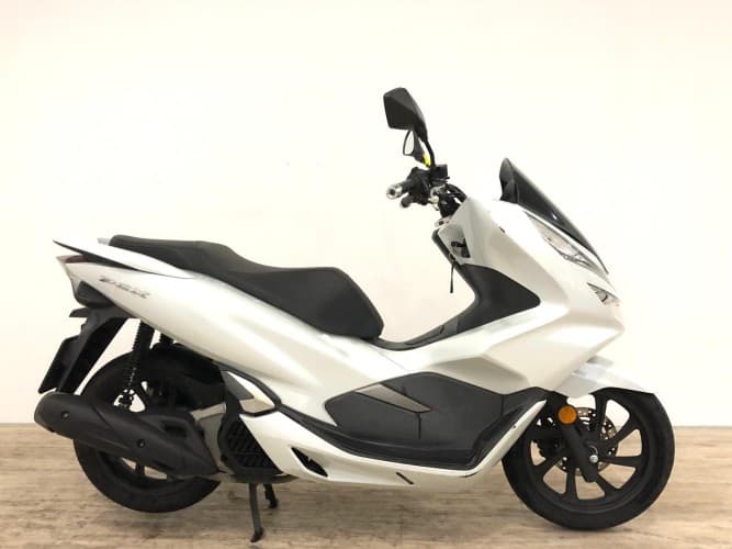 HONDA PCX 125 2018 de segunda mano