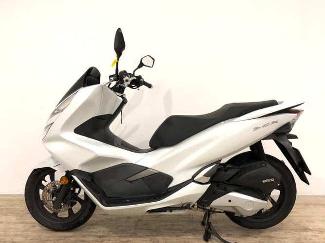 HONDA PCX 125 2018 de segunda mano