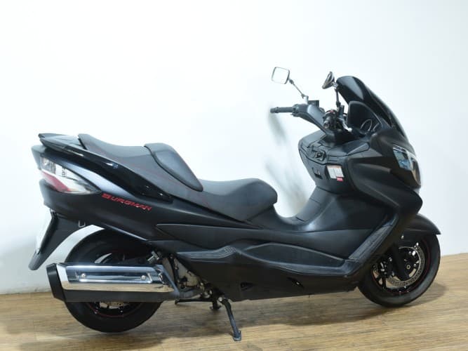 SUZUKI BURGMAN 400 2013 de segunda mano