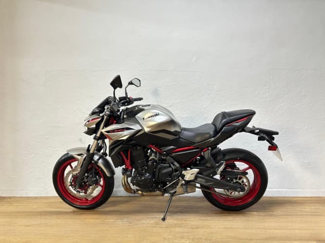 Comprar KAWASAKI Z 650 (A2) 2023 de segunda mano KAWASAKI Z 650 (A2) 2023 de segunda mano