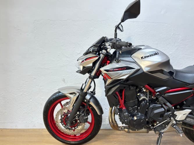 Comprar KAWASAKI Z 650 (A2) 2023 de segunda mano KAWASAKI Z 650 (A2) 2023 de segunda mano