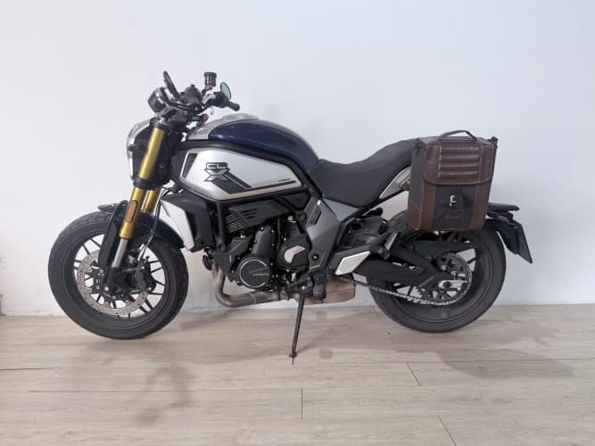 CF MOTO 700 CL-X HERITAGE (A2) 2022 de segunda mano